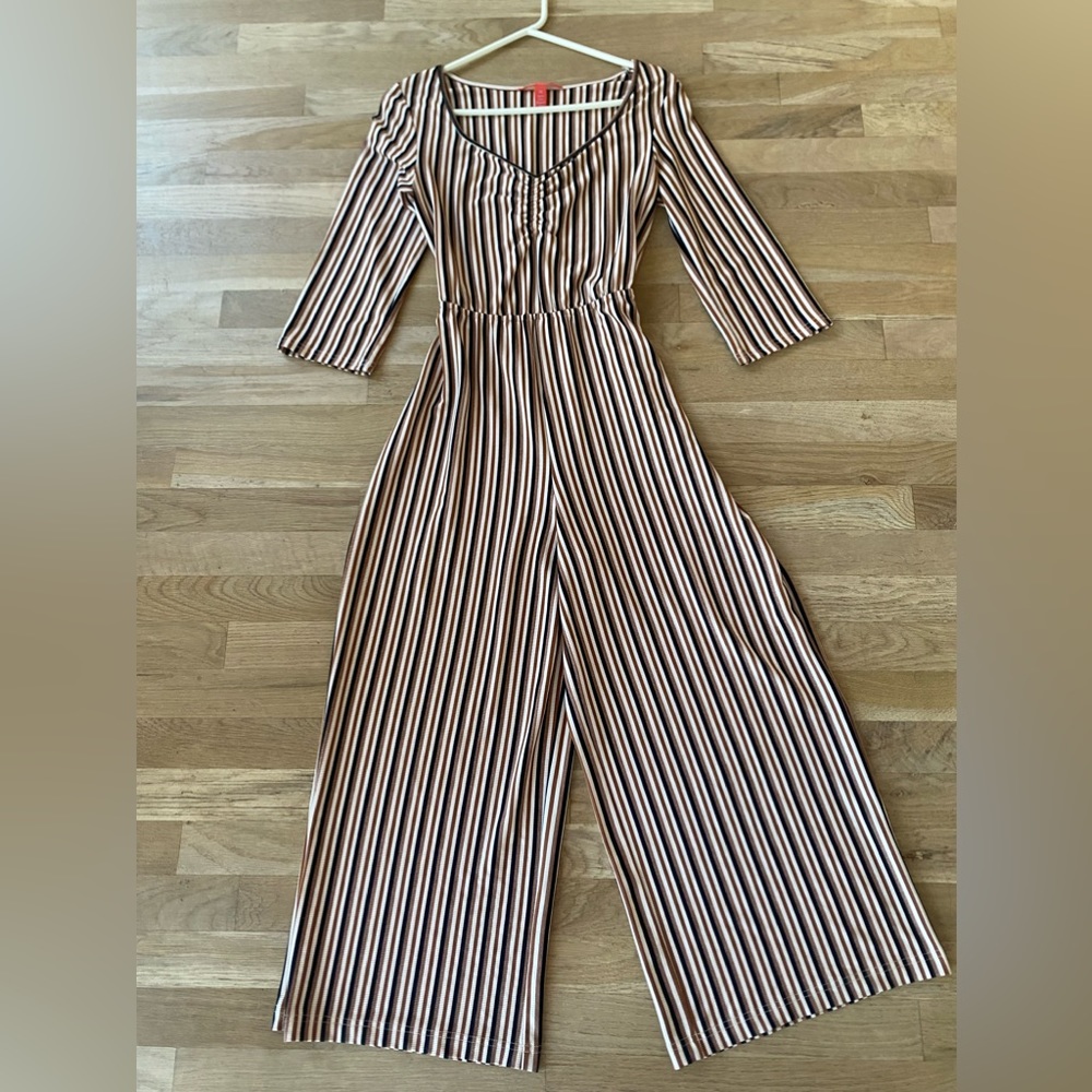 Chelsea and Violet one piece stretch jumpsuit size M